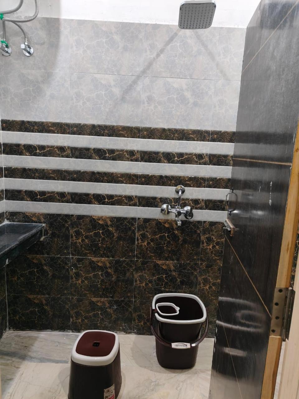 Sky Inn Paying Guest House Varanasi Luaran gambar