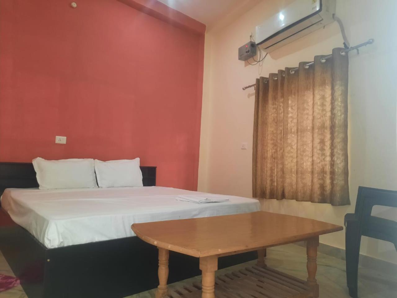Sky Inn Paying Guest House Varanasi Luaran gambar