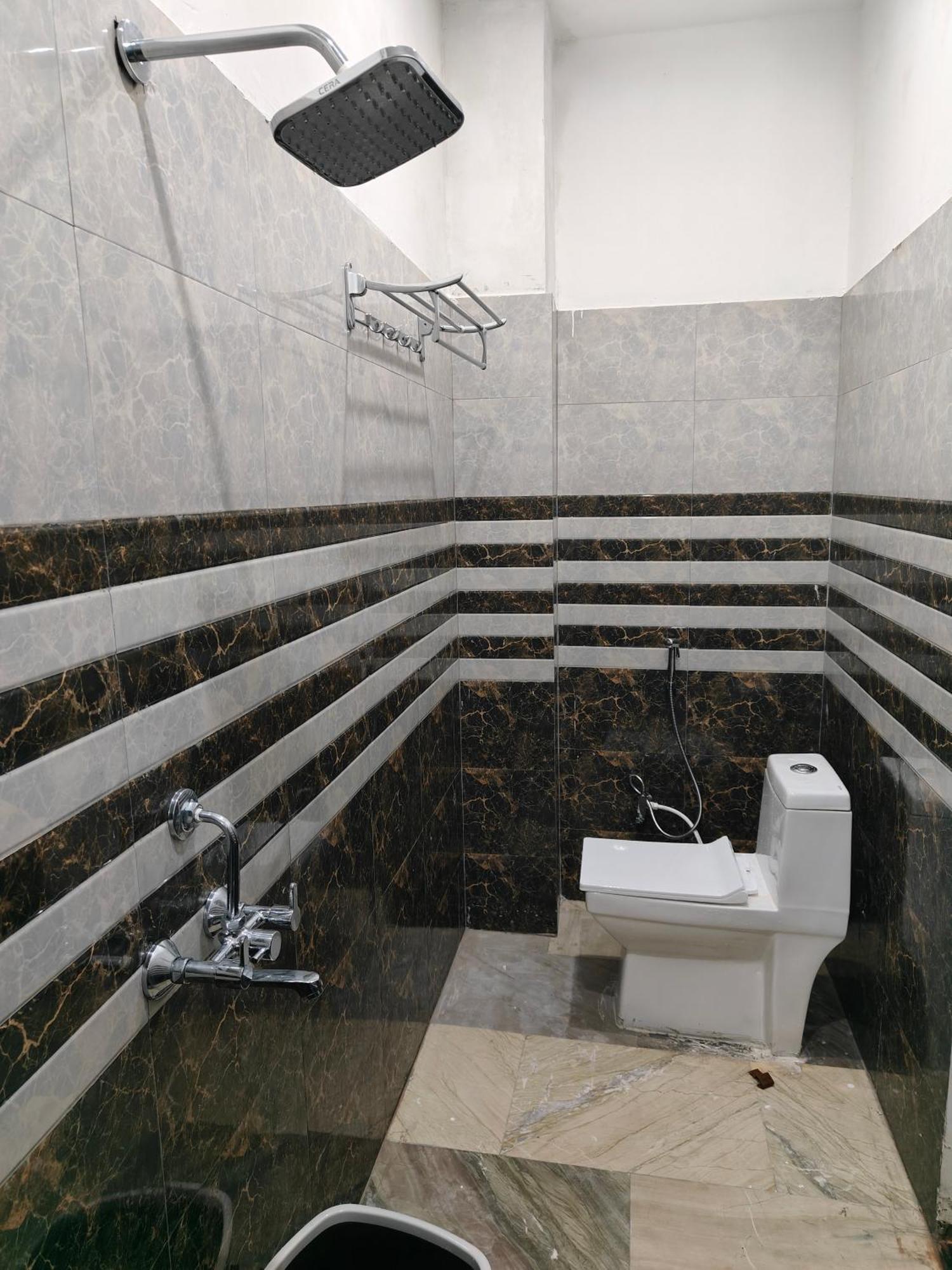 Sky Inn Paying Guest House Varanasi Luaran gambar